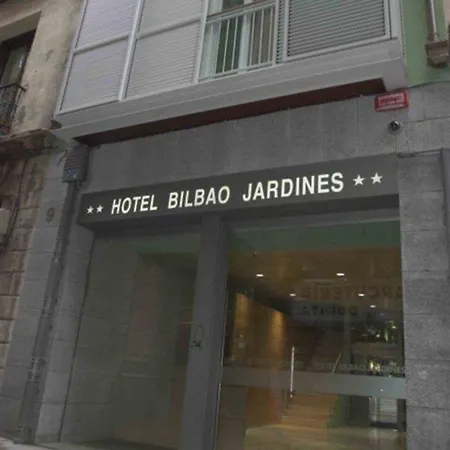 Hotel Jardines 2*