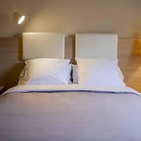 Select Hotel 2*