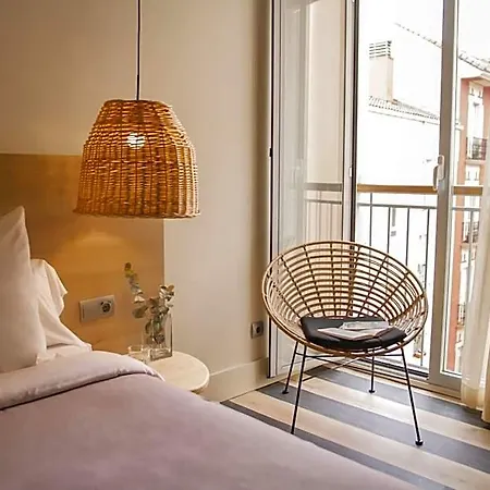 Select Hotel