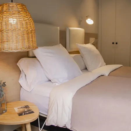 Select Hotel