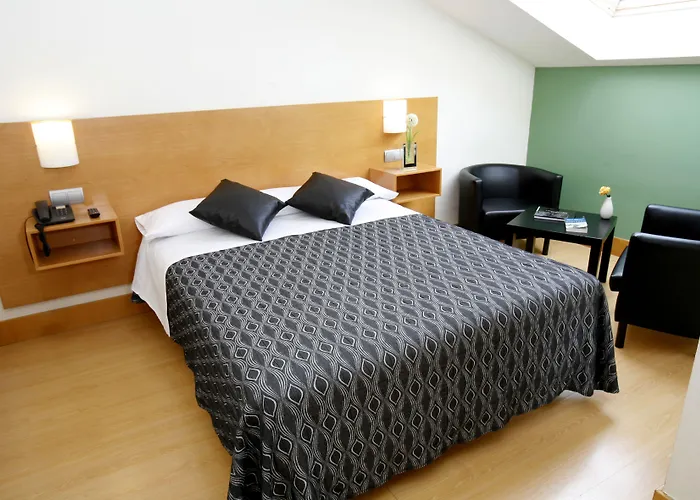 Ξενοδοχείο Select 2*