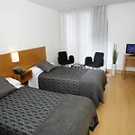 Select Hotel